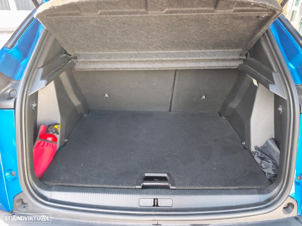 Peugeot e-2008 GT - 16