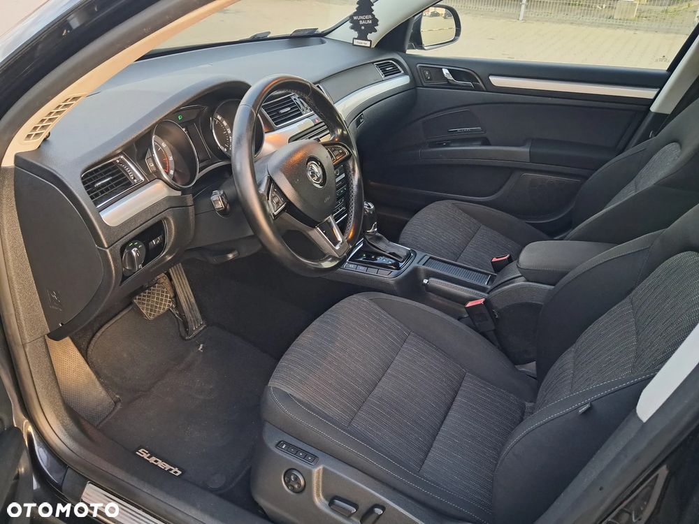 Skoda Superb 1.8 TSI Business DSG - 9