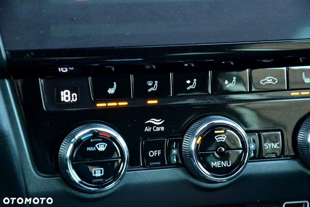 Skoda Octavia 2.0 TSI RS 230 DSG - 28