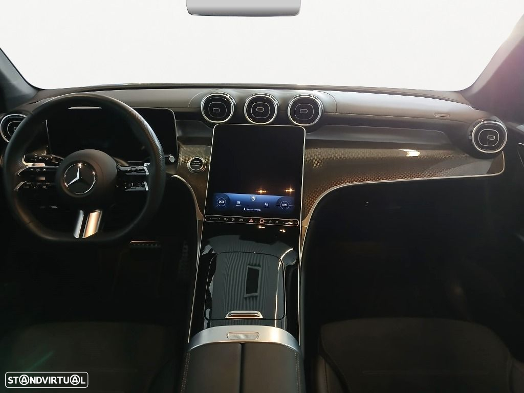 Mercedes-Benz GLC 300 - 11