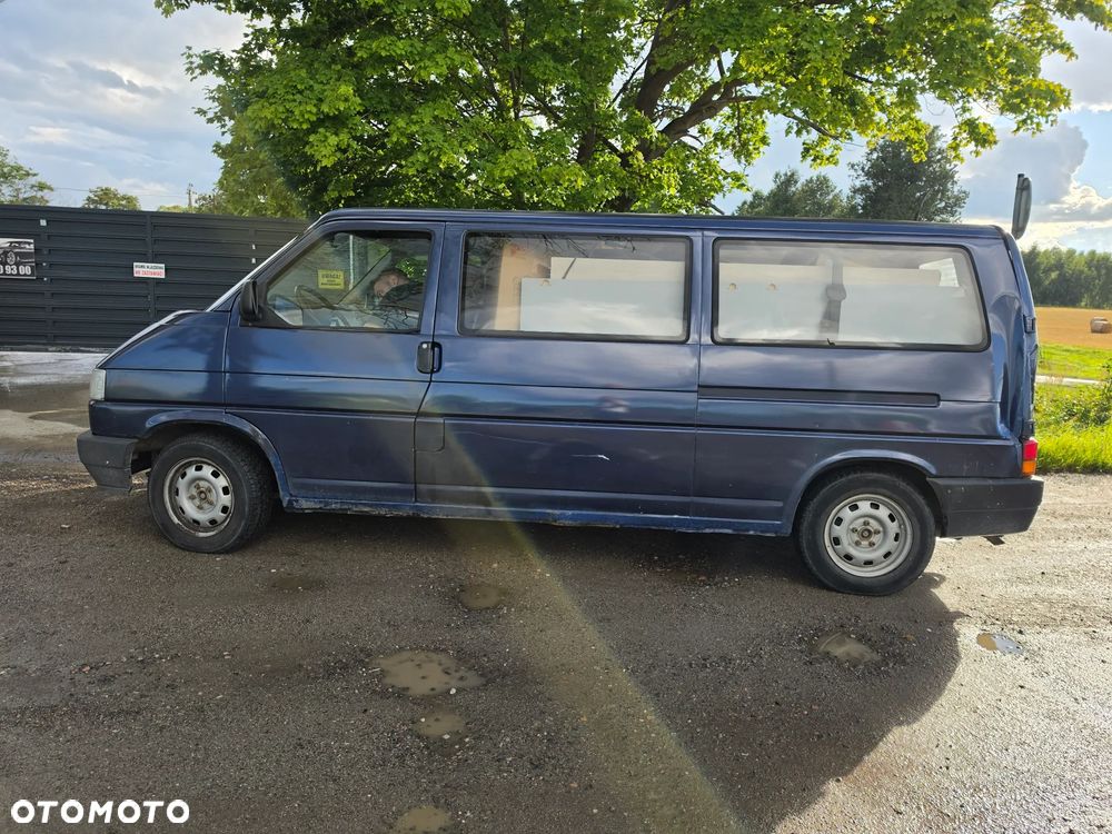 Volkswagen Transporter - 4