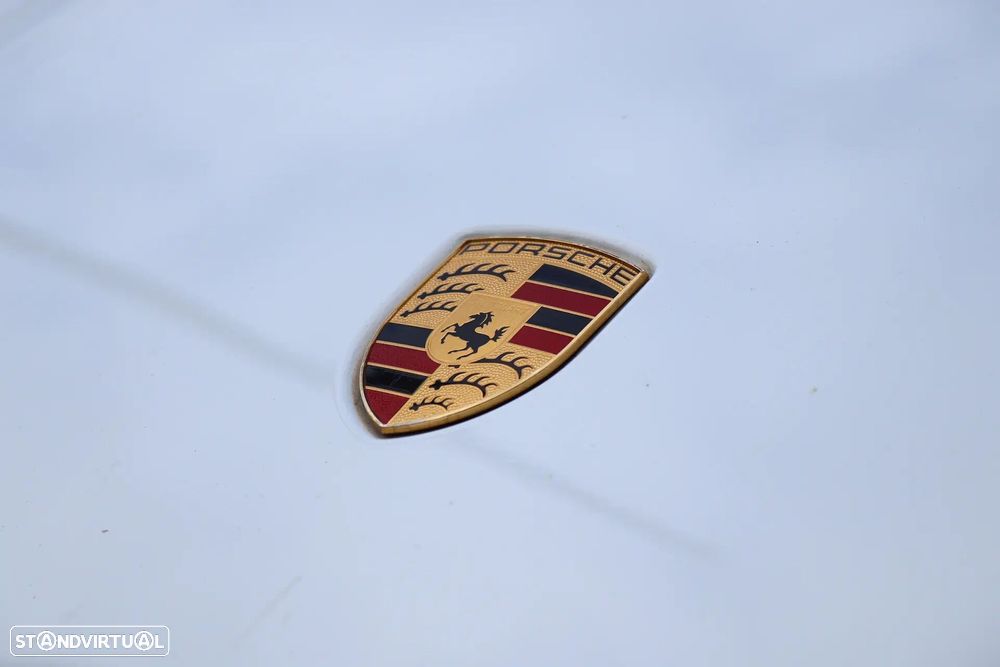 Porsche Taycan 4S - 7