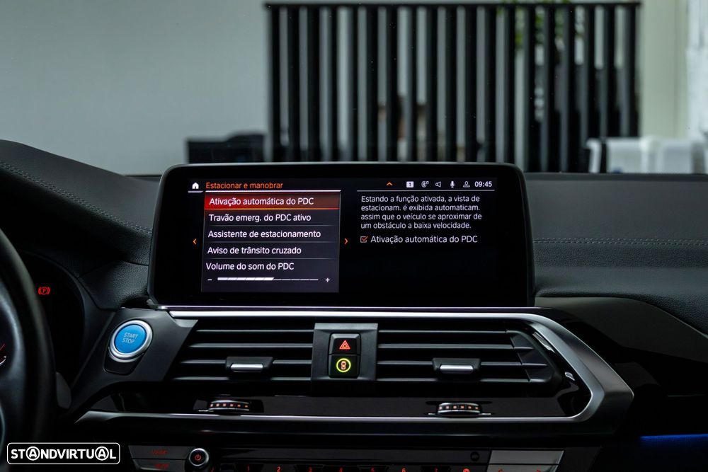 BMW iX3 Inspiring - 38