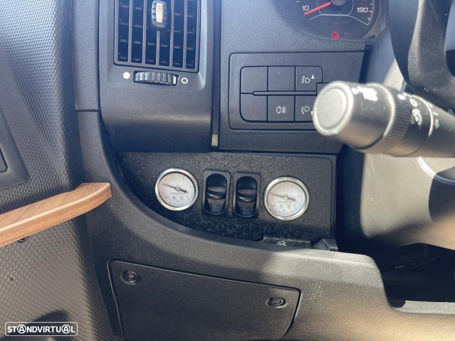 Pilote Galaxy G 740 cama central e basculante - 20