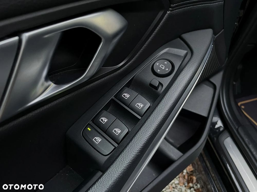 BMW Seria 3 320d Edition M Sport Shadow - 35