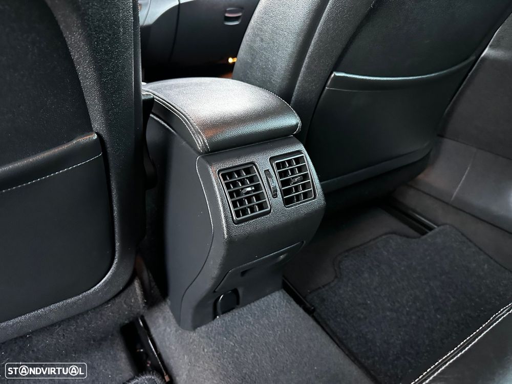 Renault Laguna Break 2.0 dCi Initiale Aut - 35