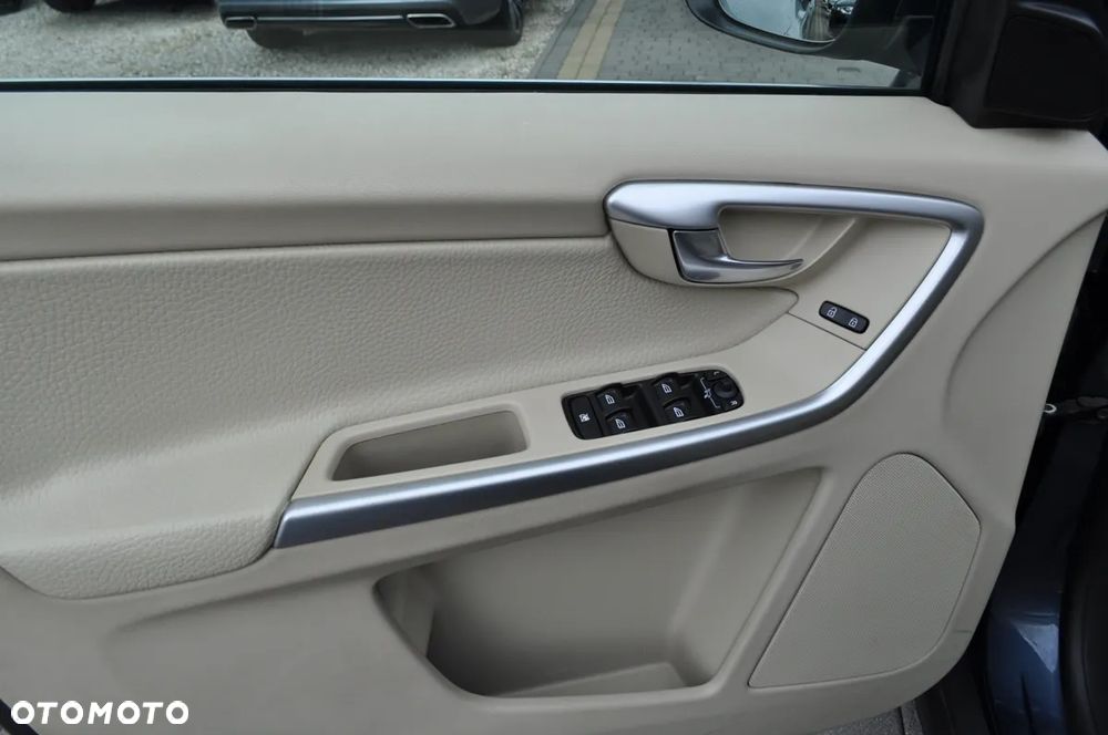 Volvo XC 60 - 16