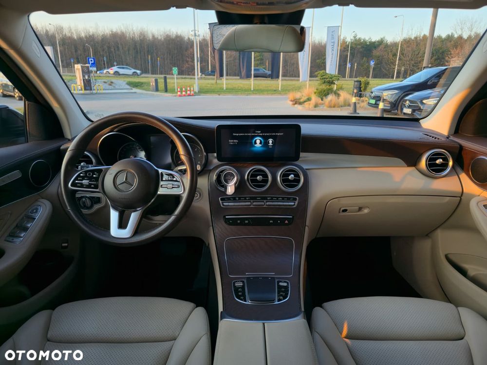 Mercedes-Benz GLC 200 d 4Matic 9G-TRONIC AMG Line - 14