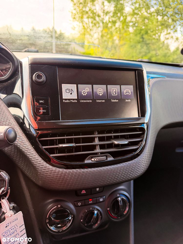Peugeot 2008 PureTech 82 Style - 31