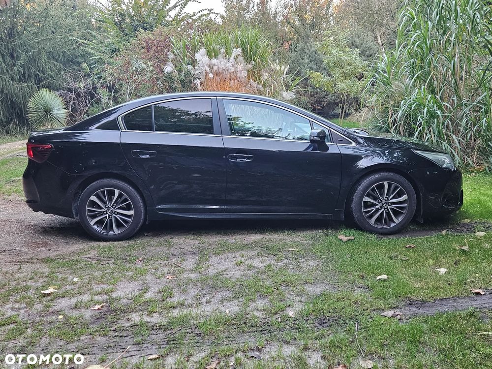Toyota Avensis 2.0 Prestige MS - 11