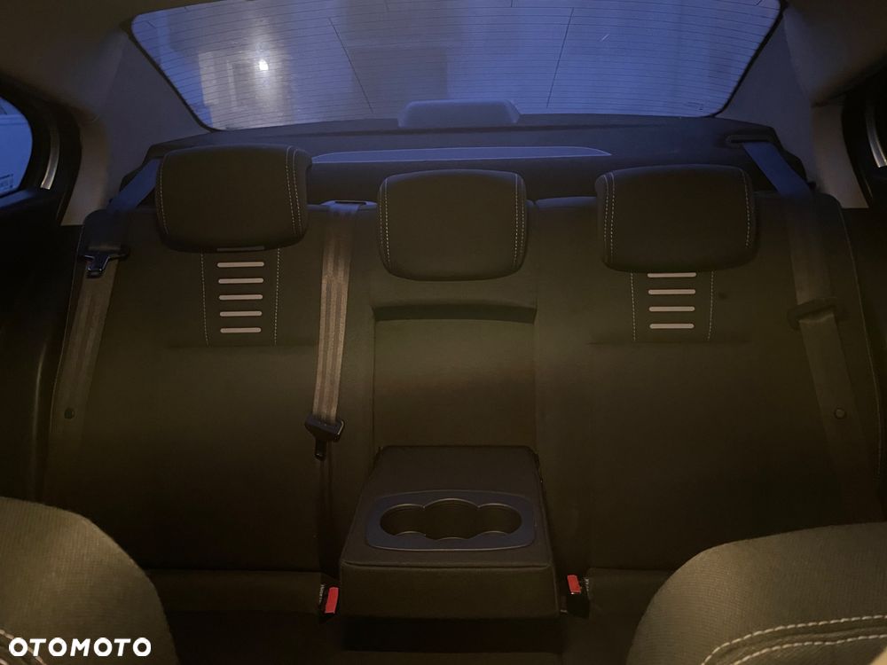 Renault Fluence 1.6 16V Expression - 9