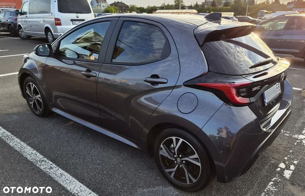 Toyota Yaris Hybrid 1.5 Style - 1
