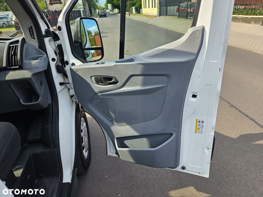 Ford transit - 18
