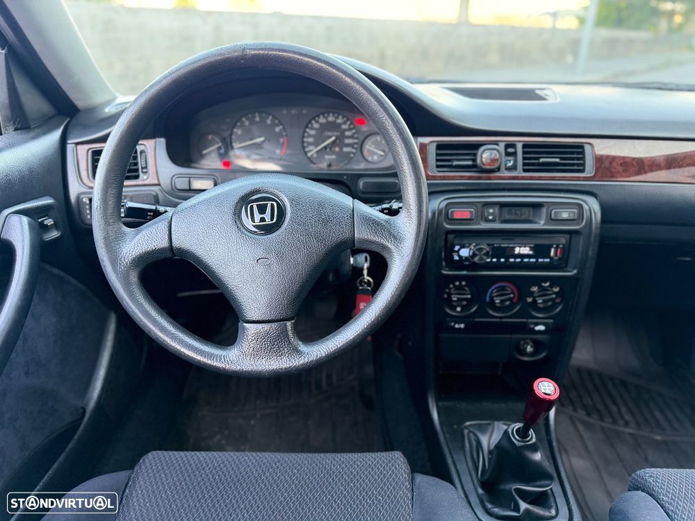 Honda Civic 1.4i - 16