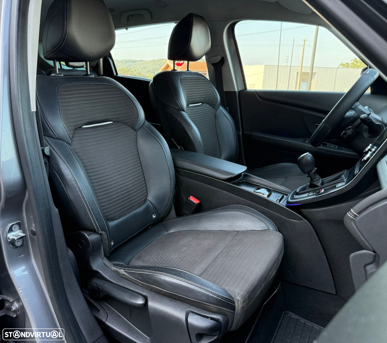 Renault Grand Scénic 1.5 dCi Luxe SS - 27