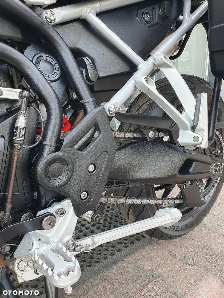 Triumph Tiger - 28