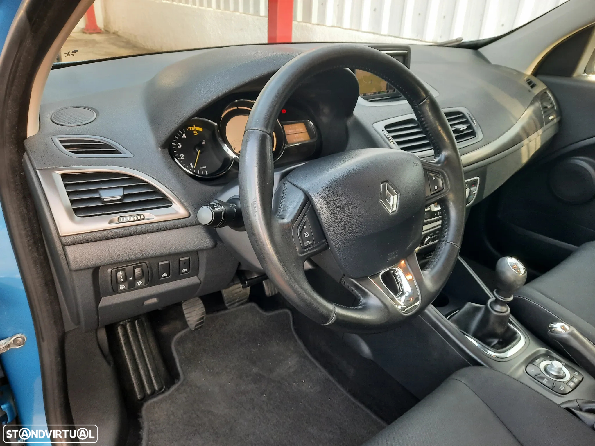 Renault Mégane Sport Tourer - 17