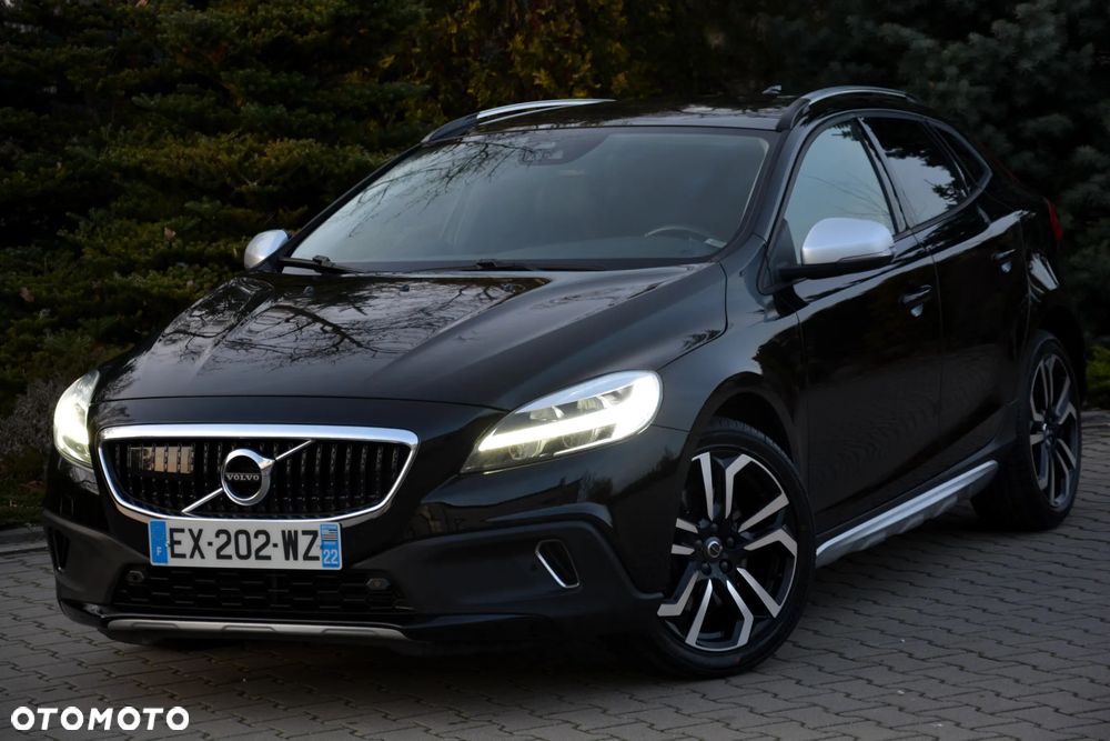 Volvo V40 Cross Country D3 Geartronic Momentum - 2