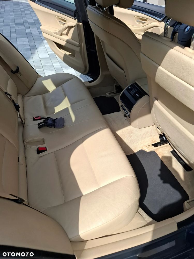 BMW Seria 5 520d - 7