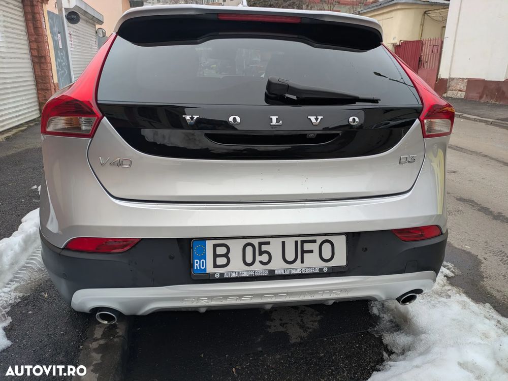 Volvo V40 D3 Aut Summum - 13