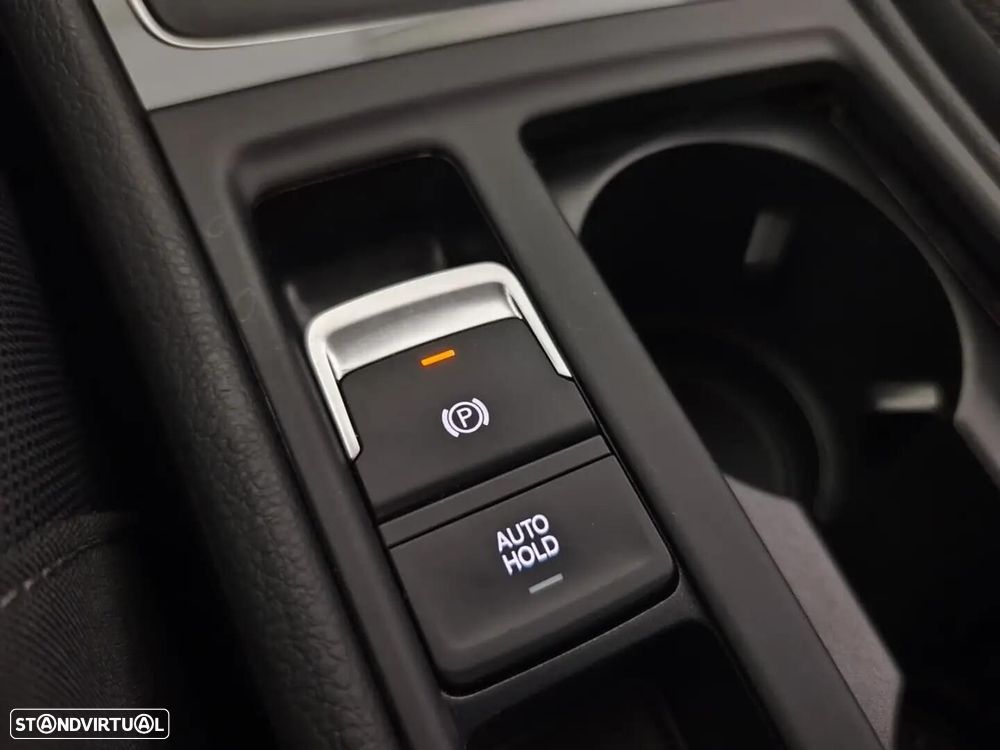 VW Golf - 35
