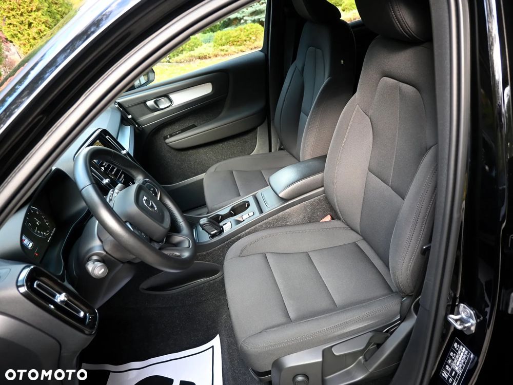 Volvo XC 40 T3 Momentum - 14