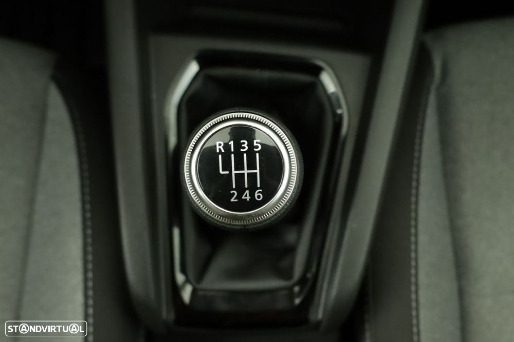 Renault Clio 1.0 TCe Evolution - 13