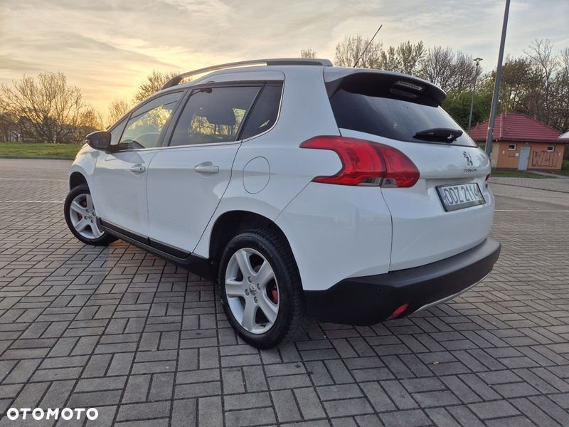 Peugeot 2008 PureTech 110 Stop&Start Urban Move - 2