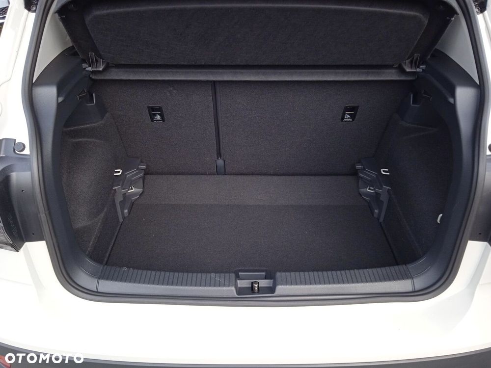 Volkswagen T-Cross 1.0 TSI Life DSG - 16