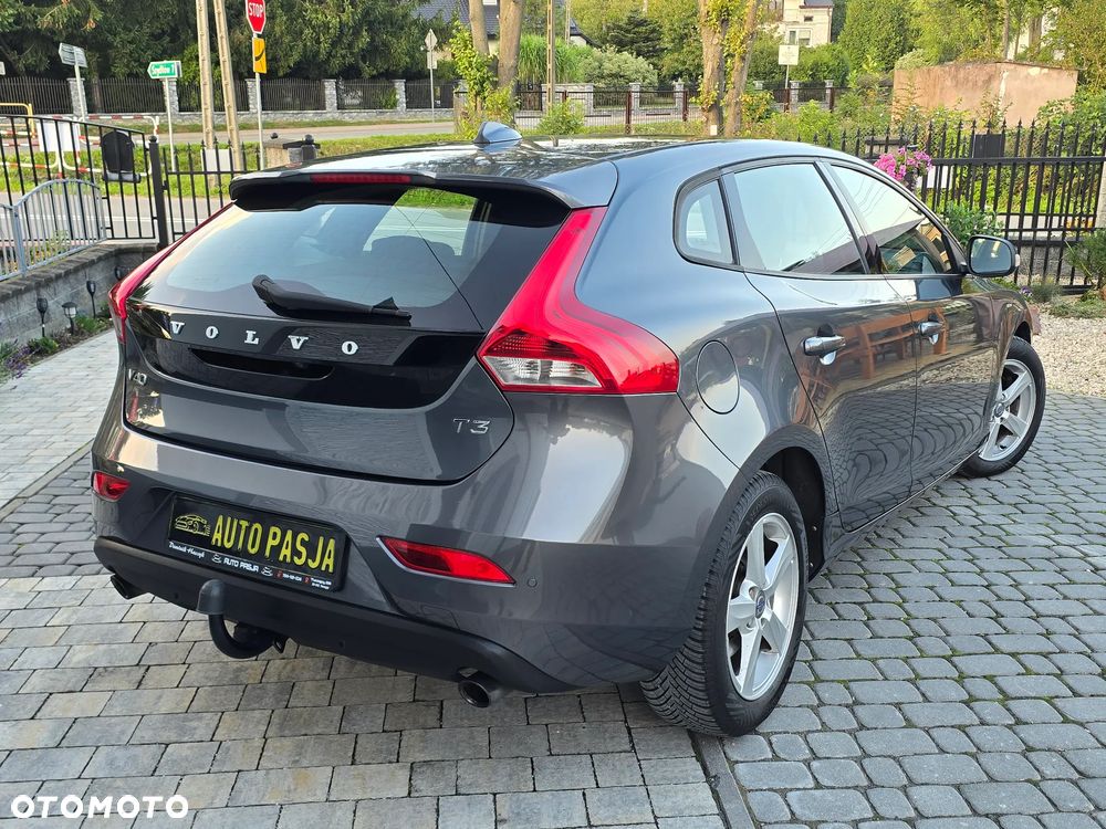 Volvo V40 T3 - 11