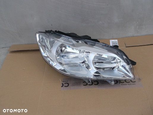 LAMPA PRZEDNIA PRAWA PEUGEOT 301 - 1