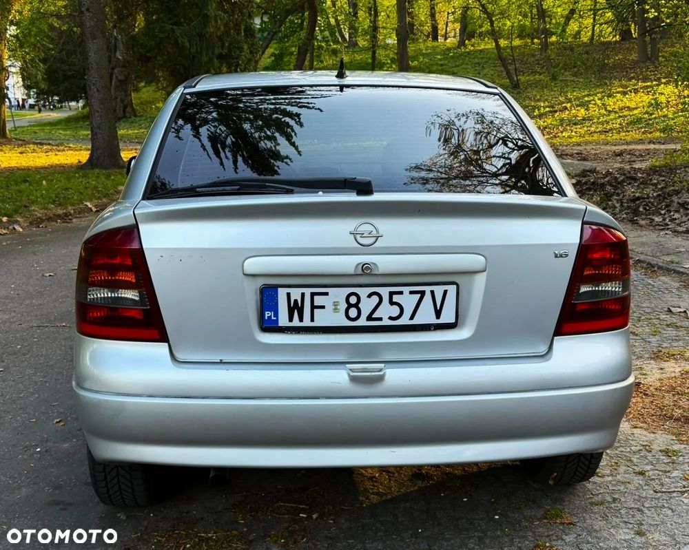 Opel Astra - 13