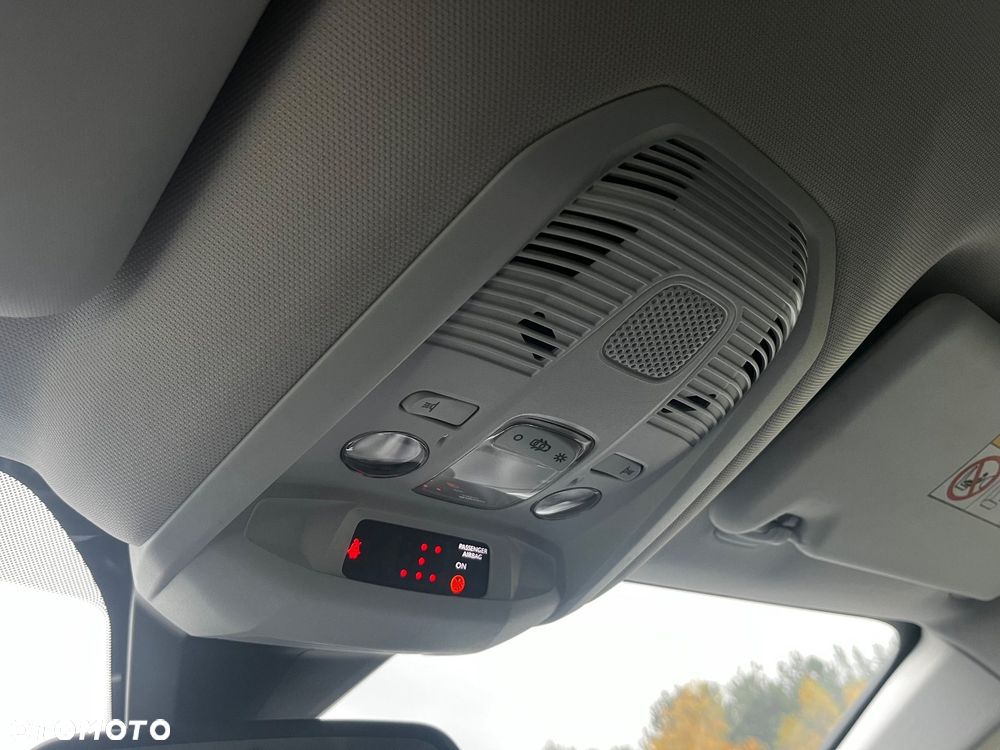 Peugeot 5008 - 31