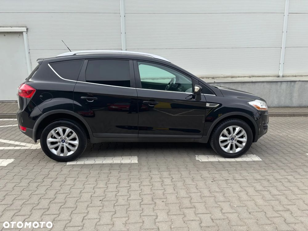Ford Kuga 2.0 TDCi Titanium - 4