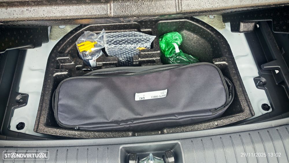 Hyundai Kauai EV 64 kWh Premium - 15