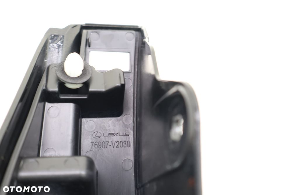 LEXUS LM II LISTWA BŁOTNIKA PROGU PRAWA TYŁ 76907-V2030 223 - 7