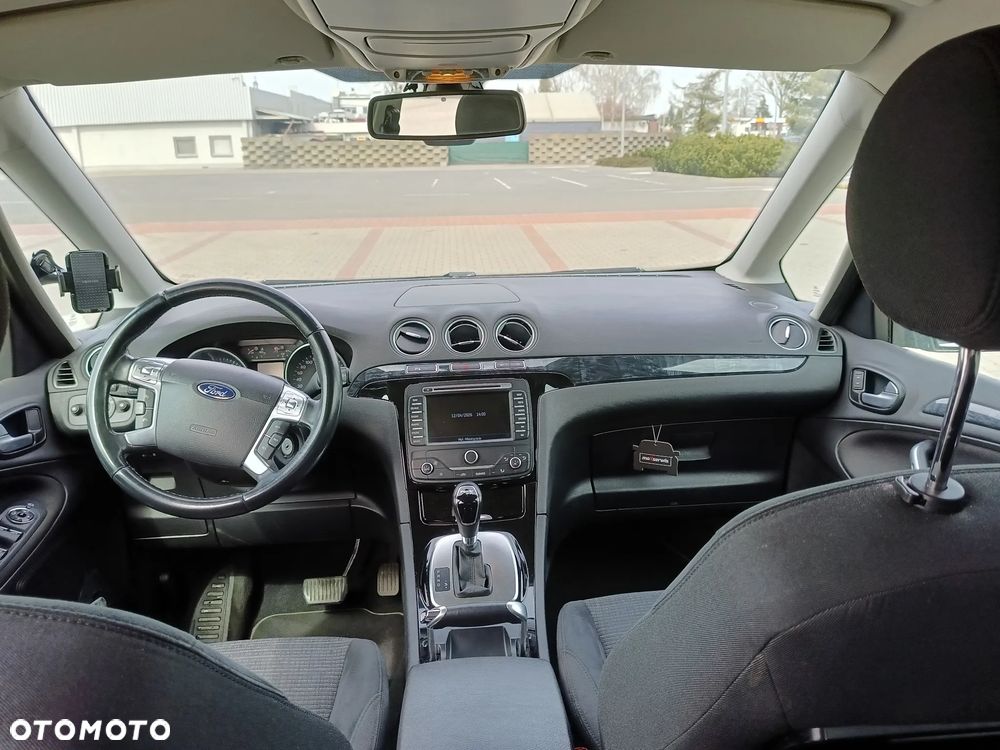 Ford Galaxy 2.0 T Ghia - 15