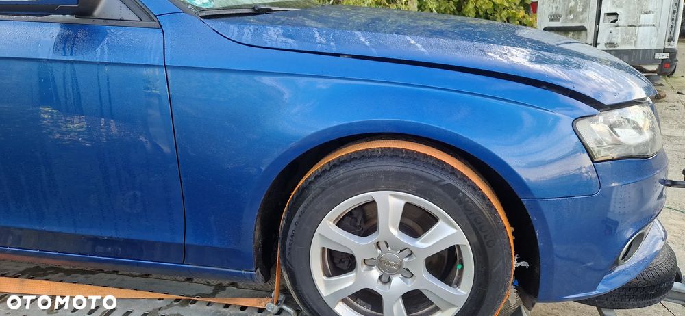 AUDI A4 B8 BŁOTNIK PRAWY PRZÓD LX5V