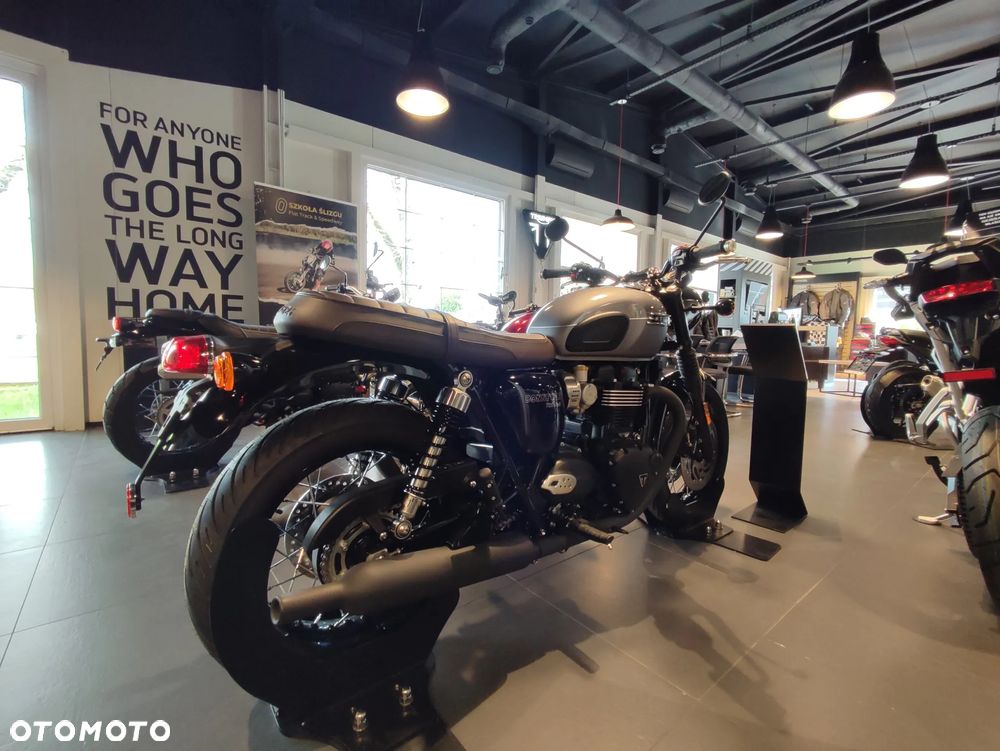 Triumph Bonneville - 5