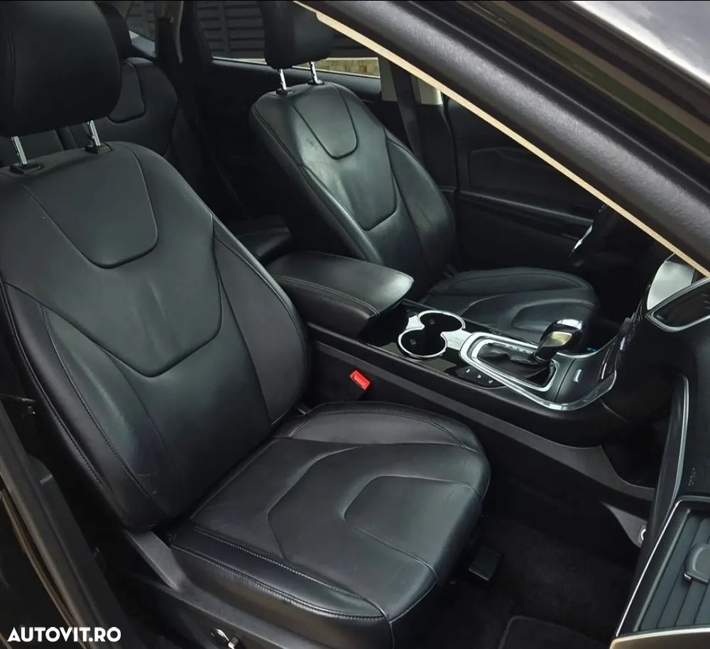 Ford Edge 2.0 TDCi Bi-Turbo 4x4 Titanium - 8