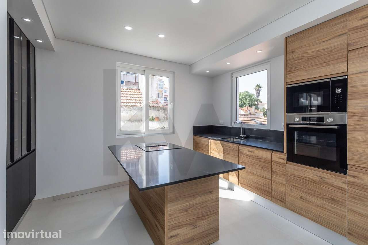 T3 Duplex Novo a Estrear em Almada - Grande imagem: 2/32