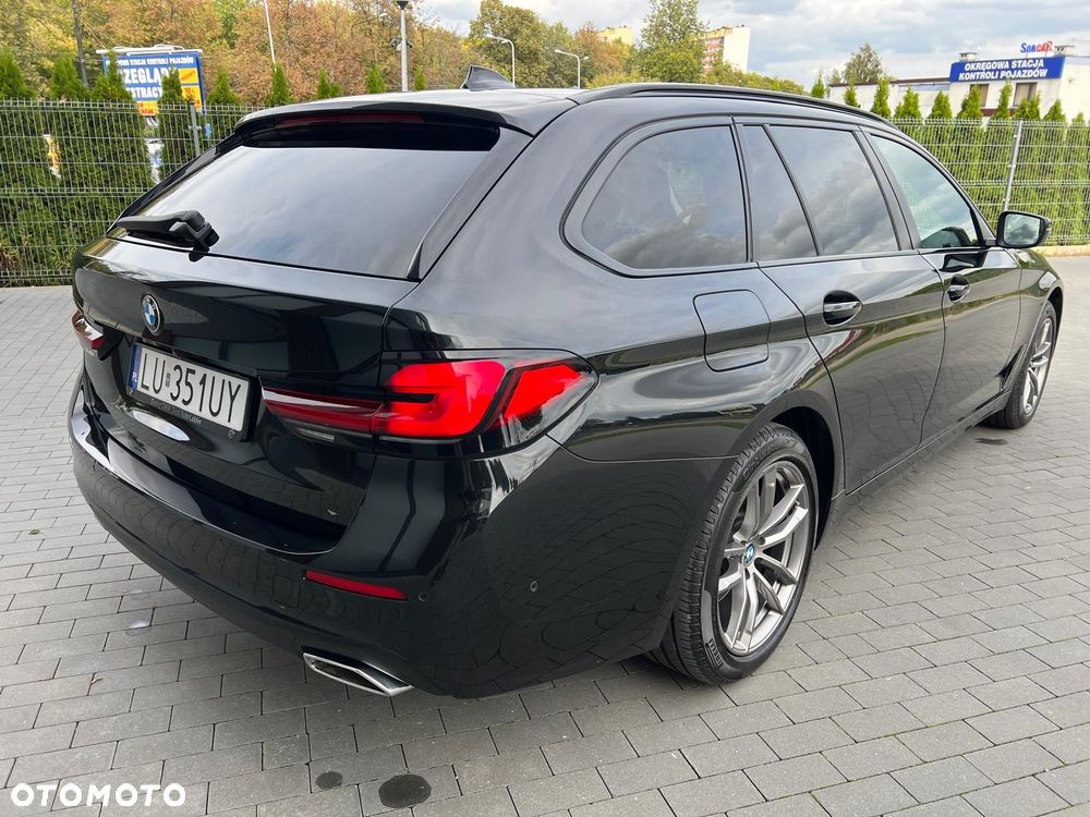 BMW Seria 5 2020 photo 3