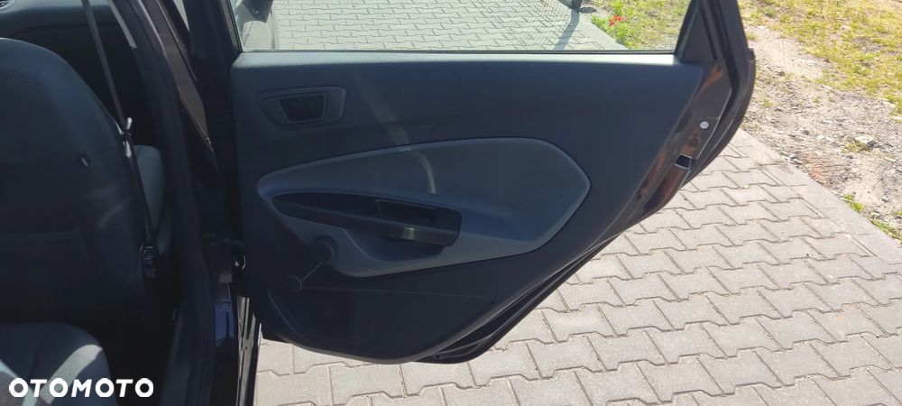 Ford Fiesta 1.25 Viva - 24