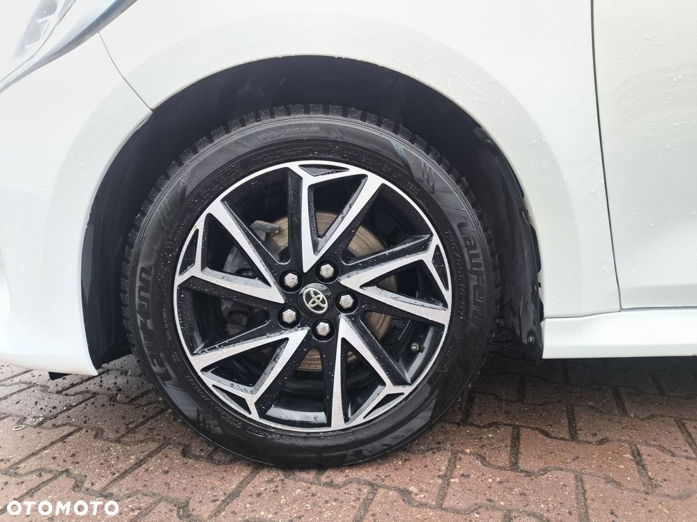 Toyota Yaris - 16