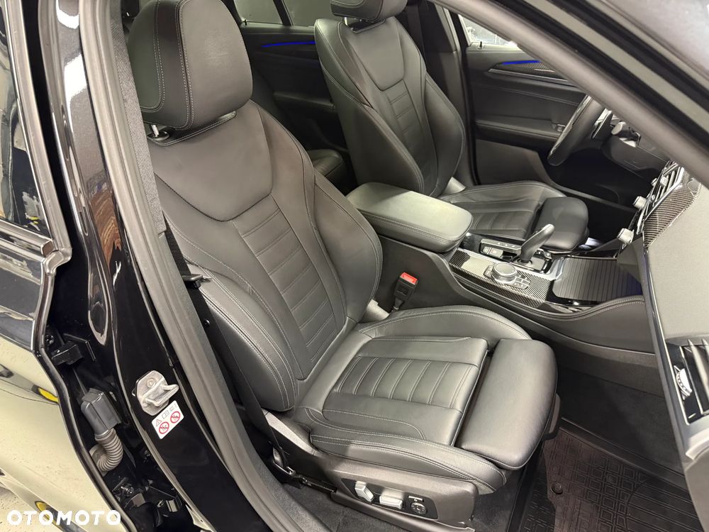 BMW X4 - 27