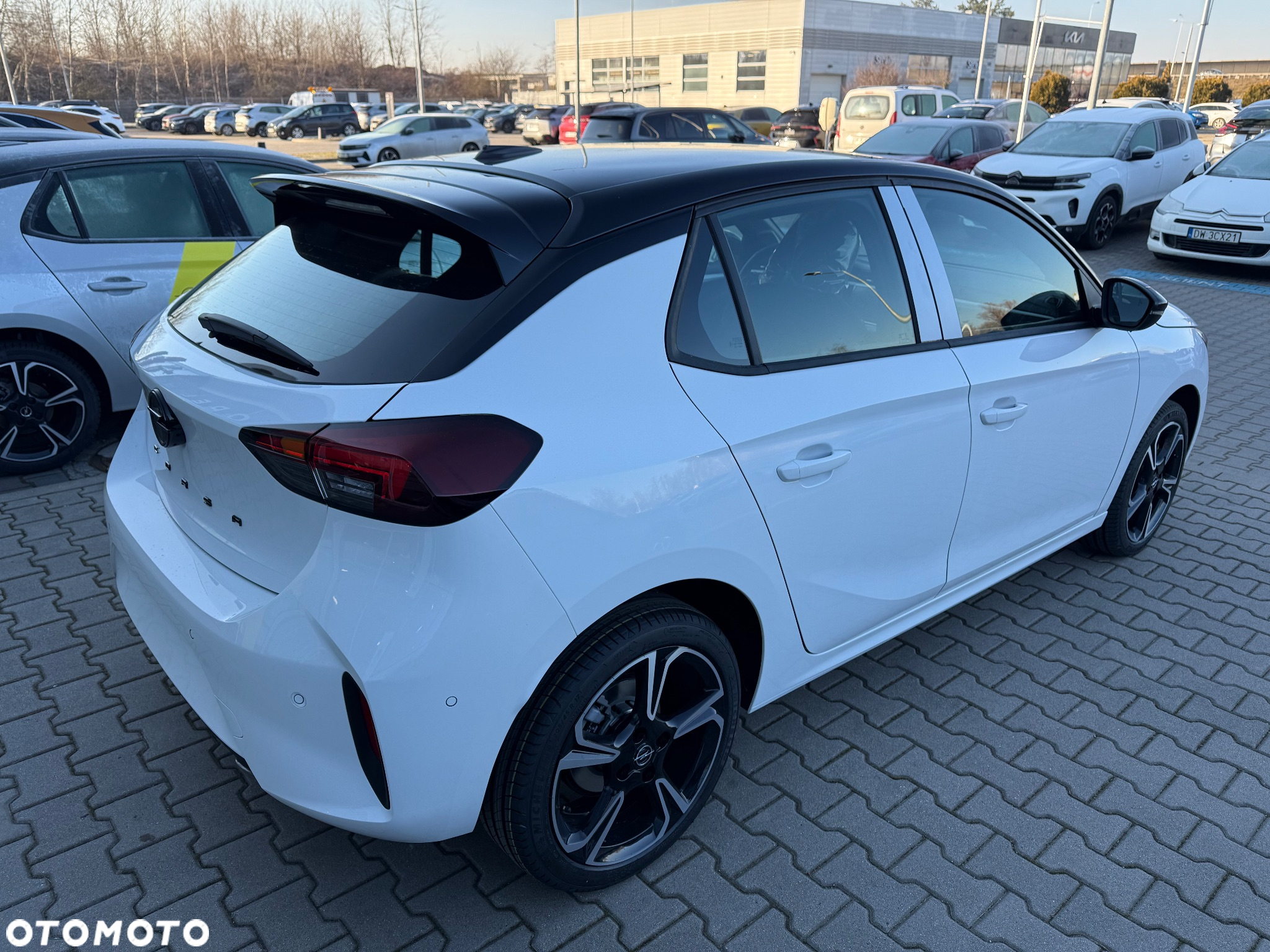 Opel Corsa 1.2 GS Line S&S - 4