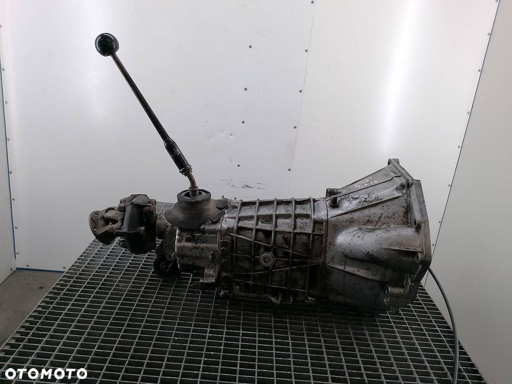 SKRZYNIA BIEGÓW MANUALNA ŁADA NIVA AK12M2 1.6 - 1