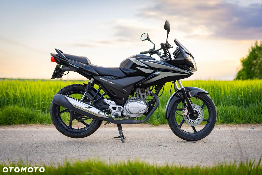 Honda CBF - 3