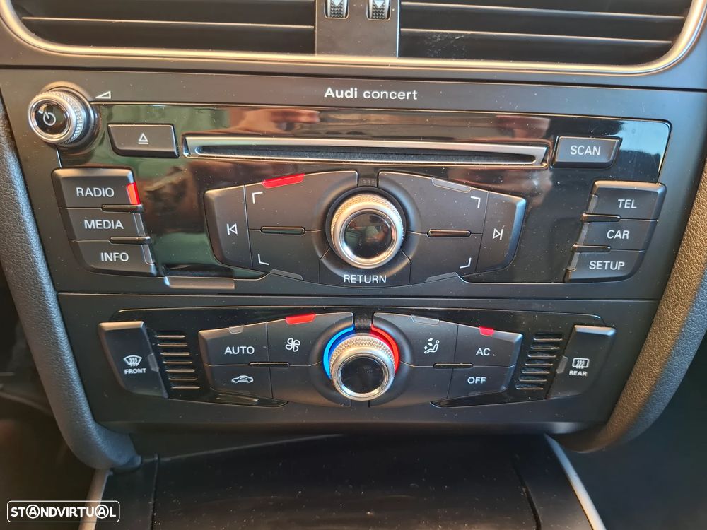Audi A4 Avant 2.0 TDI Business Line - 33