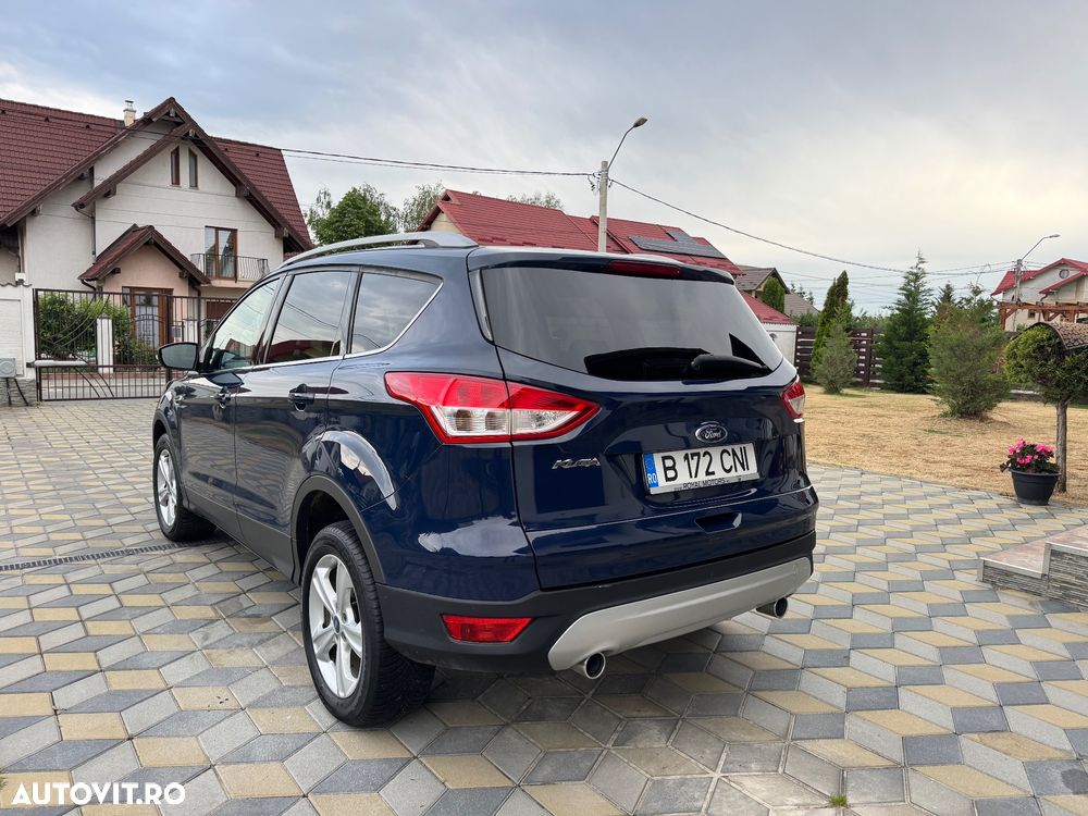 Ford Kuga - 8
